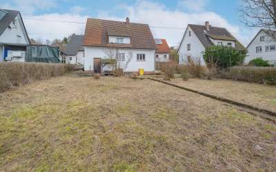 Sonniges Haus im idyllischen Ortsteil für die ganze Familie