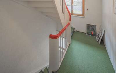 Hier beginnt Lebensqualität - Wohnen im Grünen! Platz für 2-3 Generationen, oder zum Vermieten.