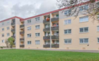 Sonniges Wohnen in wohnlichem Umfeld: 3 Zimmer Eigentumswohnung auf Sauerwasen