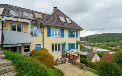 Villenanwesen mit Aussicht übers obere Neckartal - hier wohnen Sie priviligiert und mit Charme