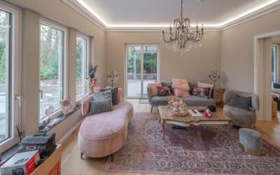 Modernisierte sonnige Stadtvilla für die ganze Familie