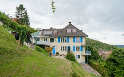 Villenanwesen mit Aussicht übers obere Neckartal - hier wohnen Sie priviligiert und mit Charme