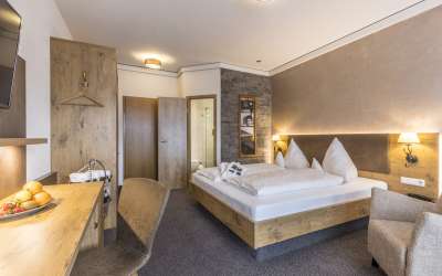 Sensationelles, first class Tagungs- und Wellnesshotel mit Schwarzwaldpanorama - idyllische Lage, top gepflegt, hier ist Platz für Ihr Unternehmen