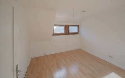 Sonniges 6-Familienhaus mit viel Platz für Ertrag und Rendite