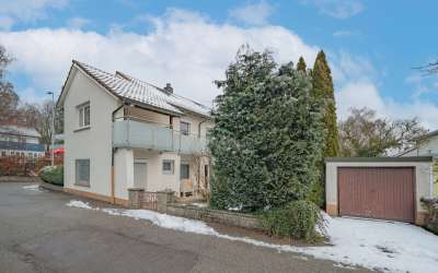 Wunderschöne Doppelhaushälfte mit ausgebautem Dachgeschoss