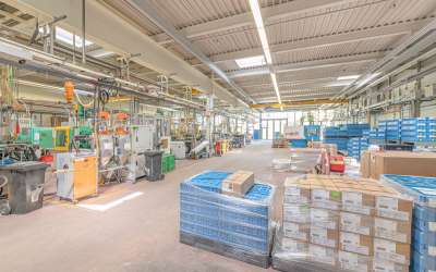 Moderne Hallenfläche für Ihr Unternehmen