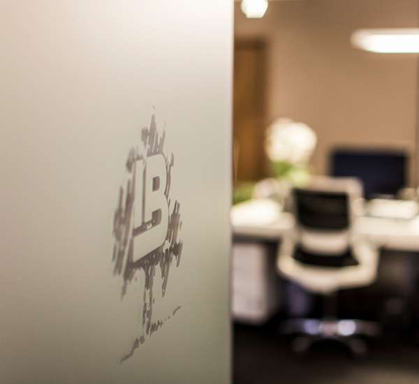 Umfragen zeigen - finanzierte Immobilien erzielen einen höheren Verkaufspreis