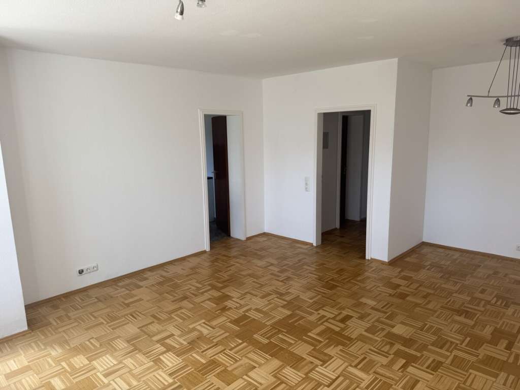 Hier finden Sie eine 3-Zimmer-Wohnung im Stadtzentrum! - Photo 1