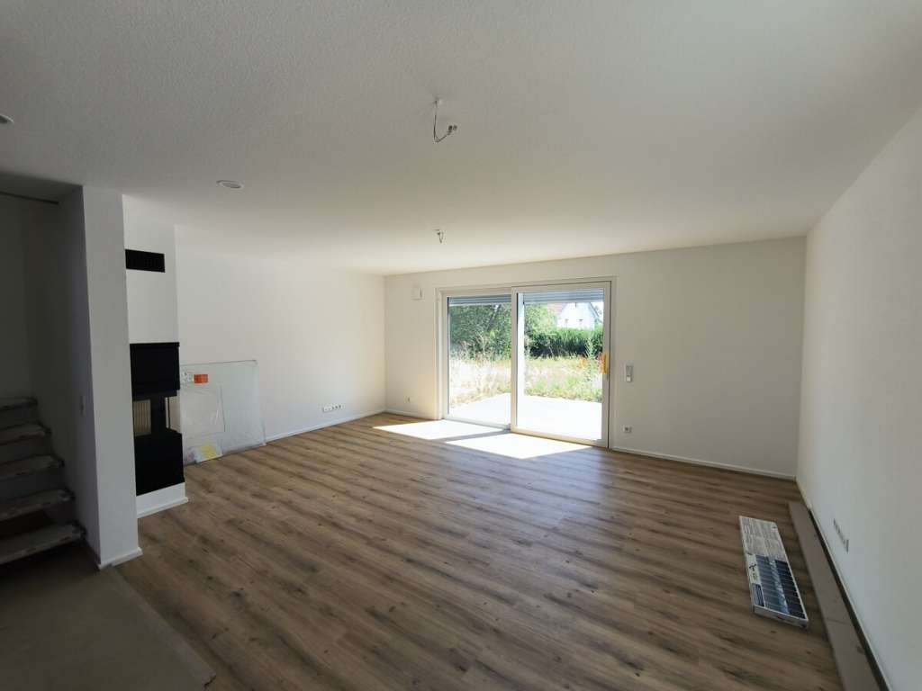 Neubauhaus zur Miete: stadtnah, ruhig, Schulzentrum vor der Haustüre, effizient - Erstbezug! - Photo 2