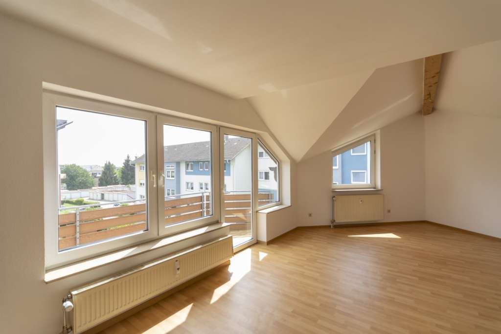 Toller Blick: 3-Zimmer-Penthousewohnung mit Balkon - Photo 1