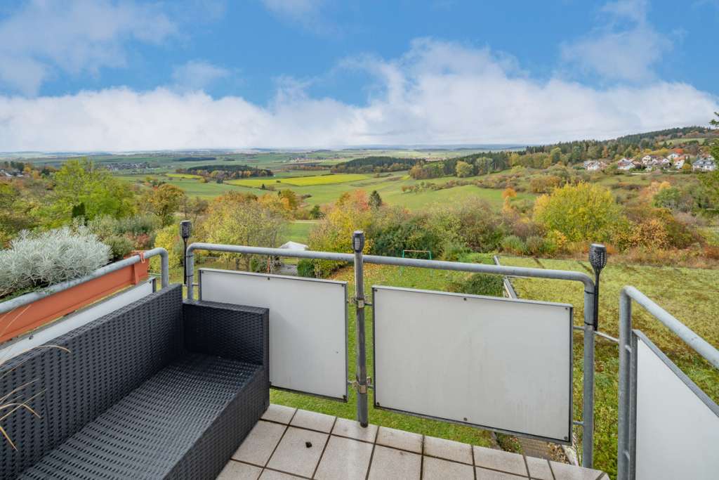 Moderne 4-Zimmer-Maisonette-Mietwohnung mit tollem Blick in Öfingen - Foto 3