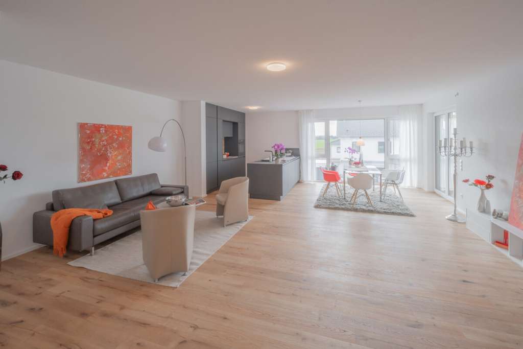 Viel Platz für Sonne, Esprit und chichi: 4,5 Zimmer Mietwohnung im Erstbezug zu vermieten! - Foto 1